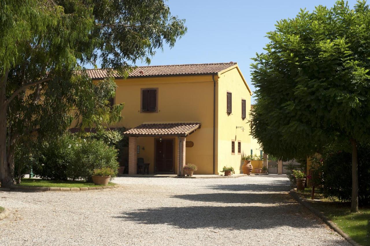 Agriturismo Le Pescine Vada Exterior foto