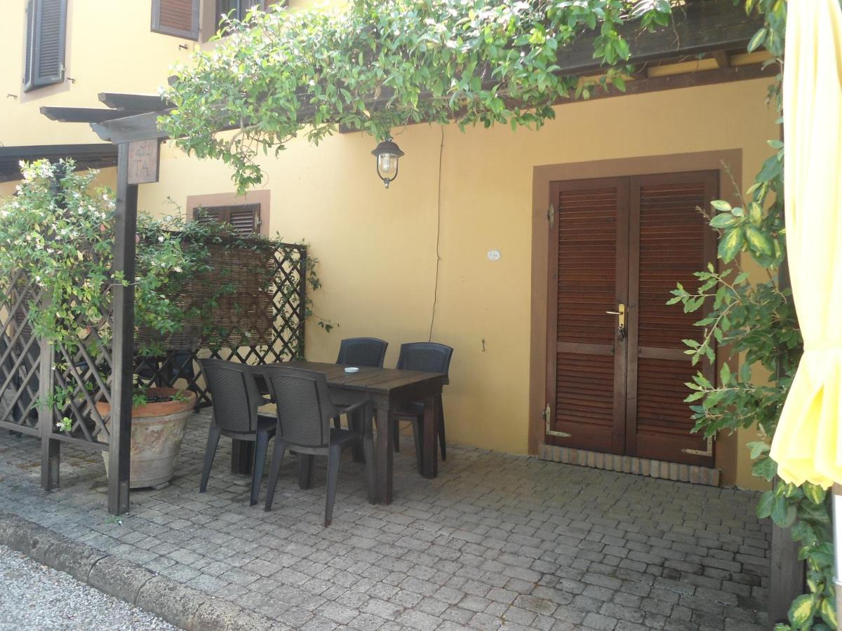 Agriturismo Le Pescine Vada Exterior foto